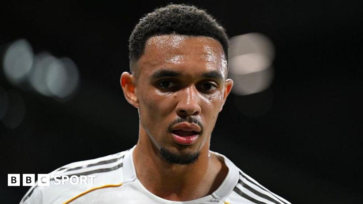 Tuchel tem dúvidas sobre Alexander-Arnold