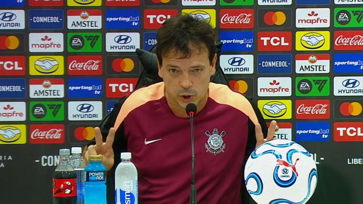 Diniz projeta dérbi como uma final após vitória do Corinthians na Libertadores