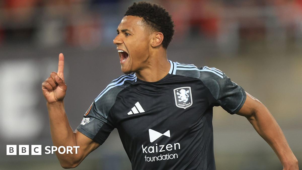 Ollie Watkins volta com força total