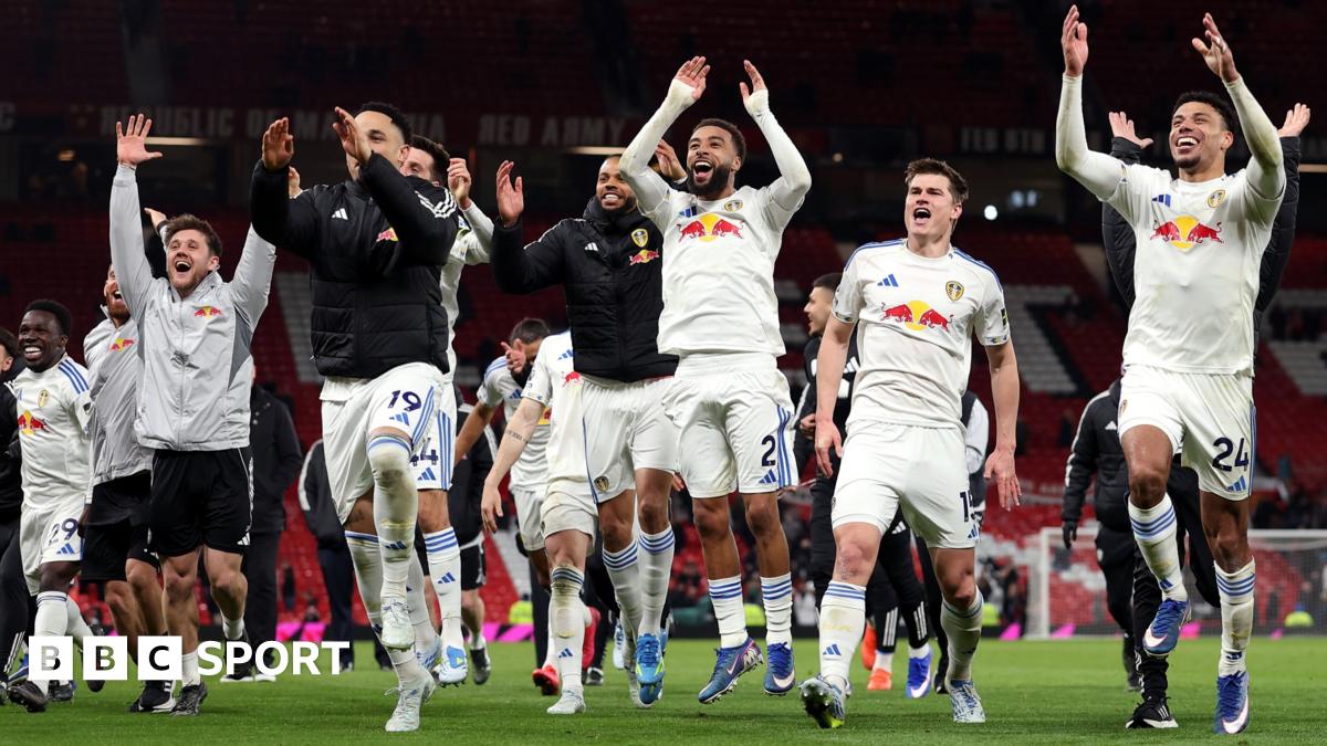 Leeds United vence Manchester United e renova esperanças de permanência na Premier League