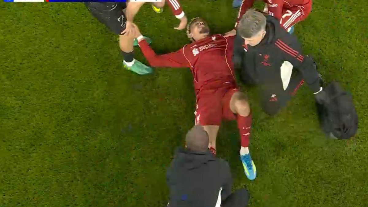 Lesão de Ekitiké preocupa na Champions League