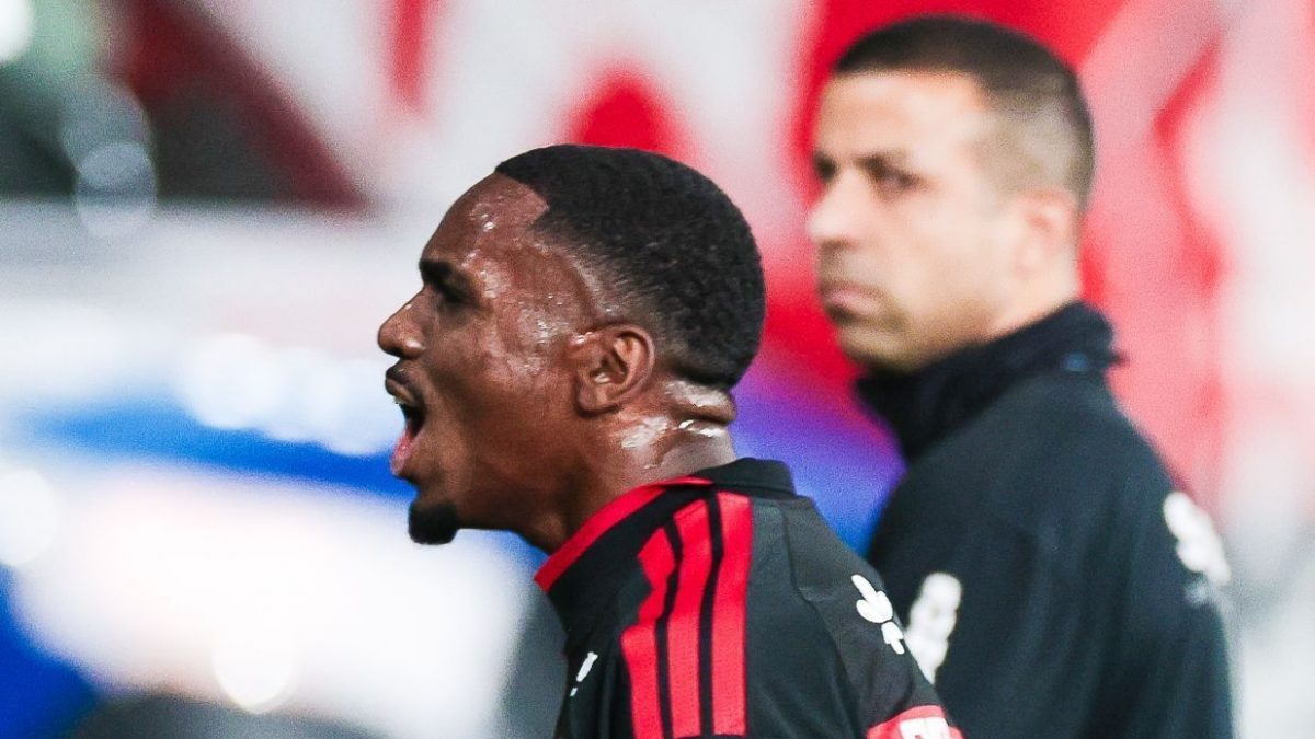 Flamengo Supera o Vitória e Larga na Frente na Copa do Brasil