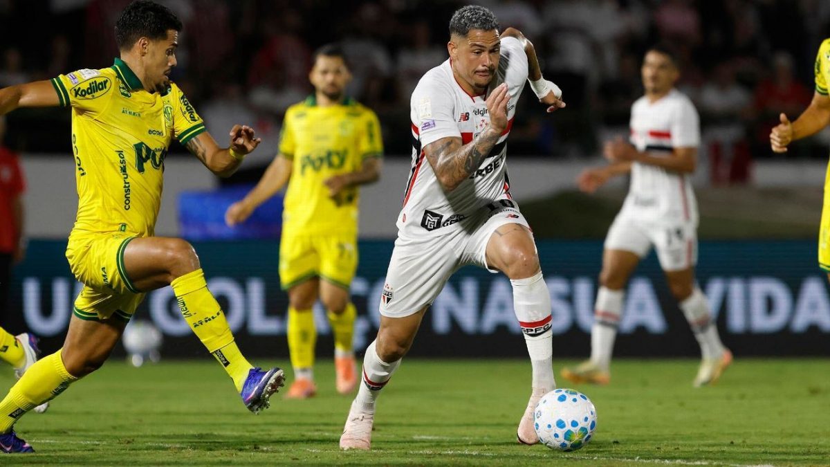 São Paulo vence Mirassol e diminui pressão sobre Roger Machado