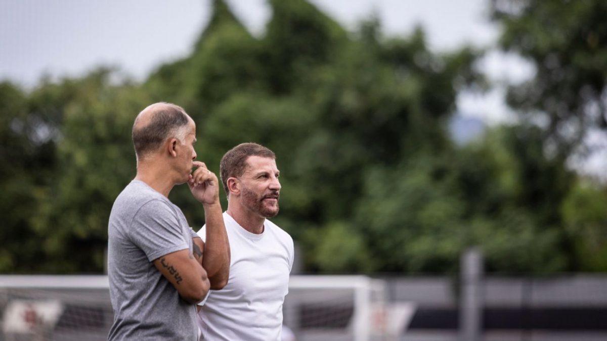 Pedrinho responde a Bap sobre empréstimo