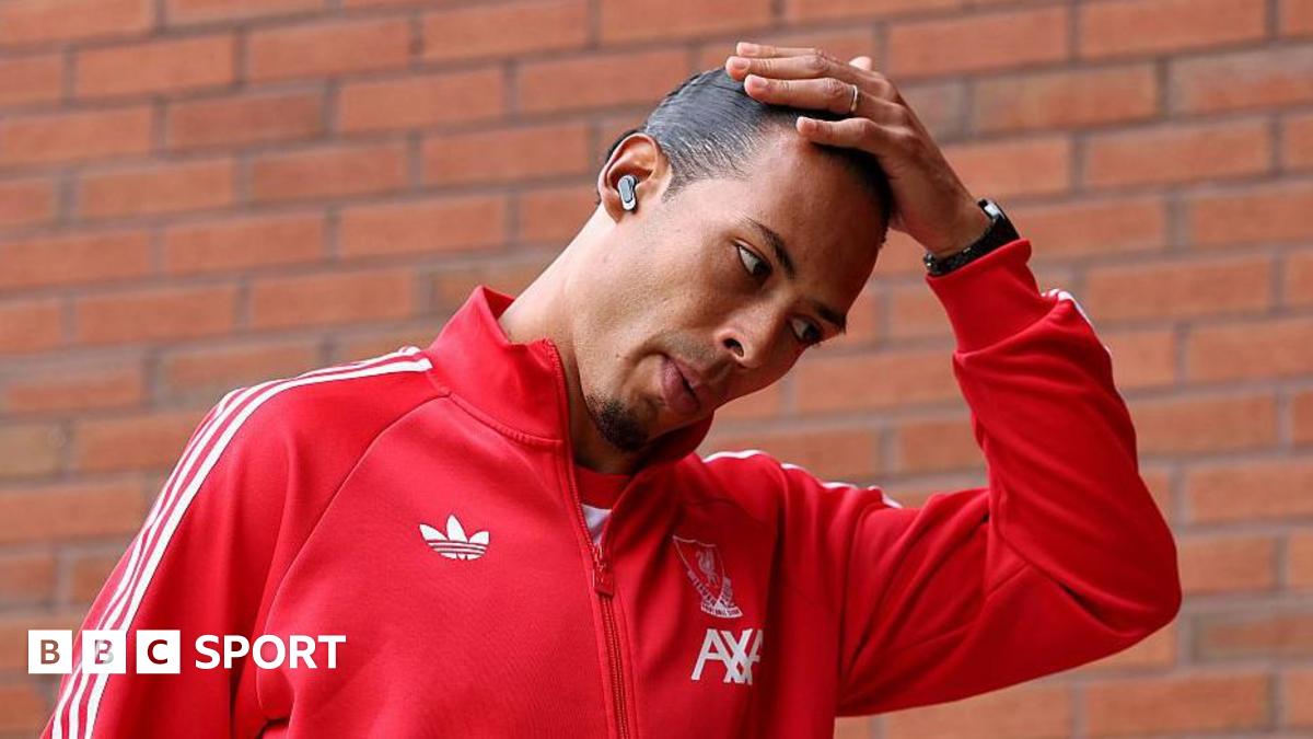 Temporada do Liverpool é considerada inaceitável por Van Dijk