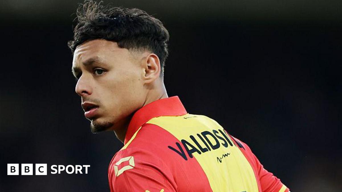 Dutch FA Vence Caso de Cidadania Dupla