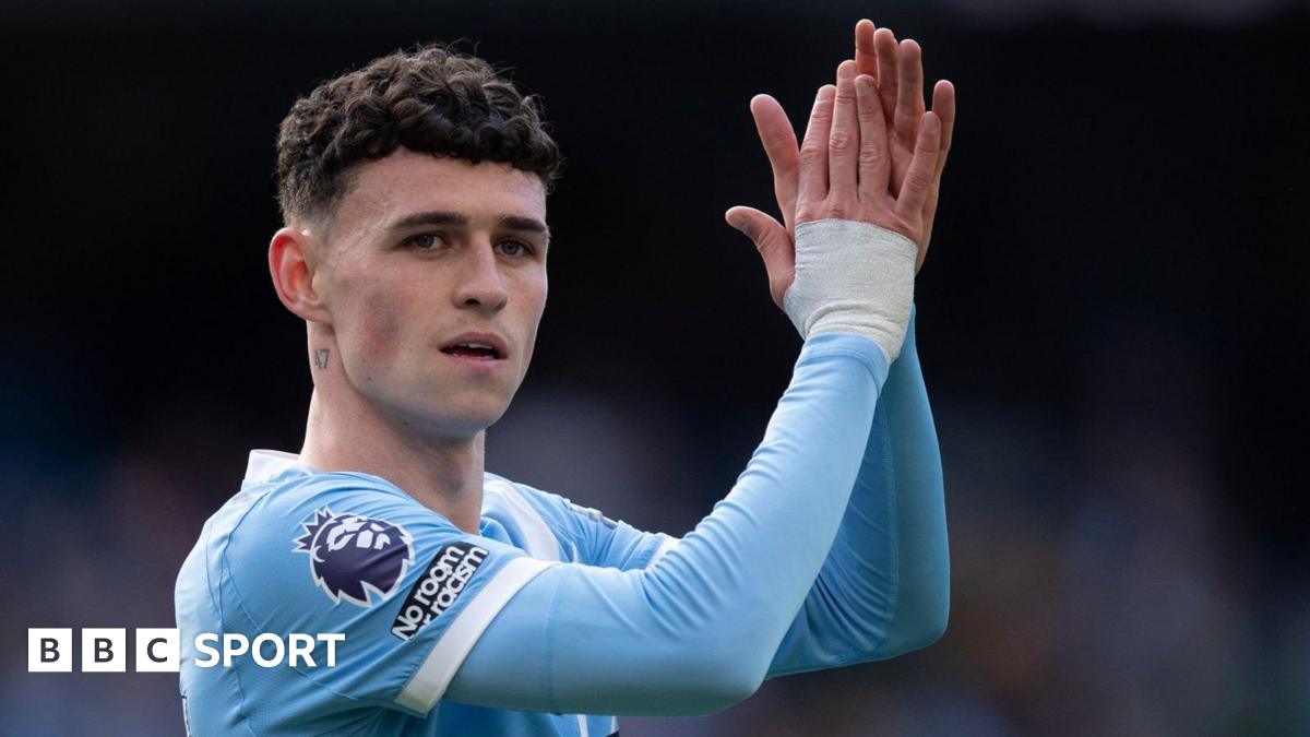 Phil Foden renova com o Manchester City