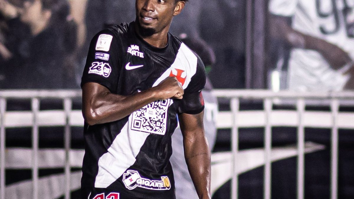 Vasco leva ‘sustos’ e tem Thiago Mendes expulso contra o Paysandu