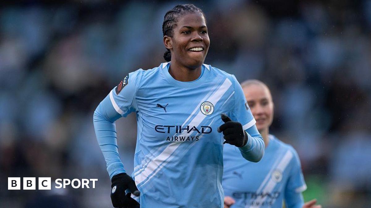 Shaw lidera a lista de jogadoras do ano da WSL