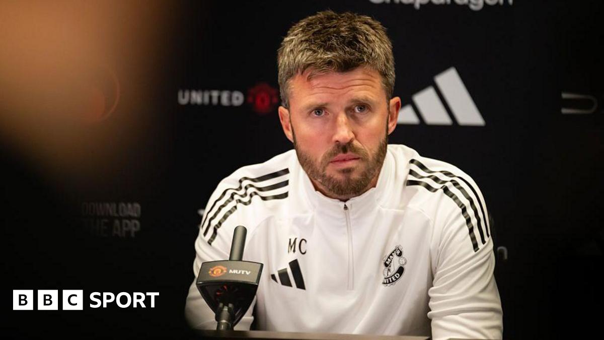 Carrick assume o comando do Manchester United