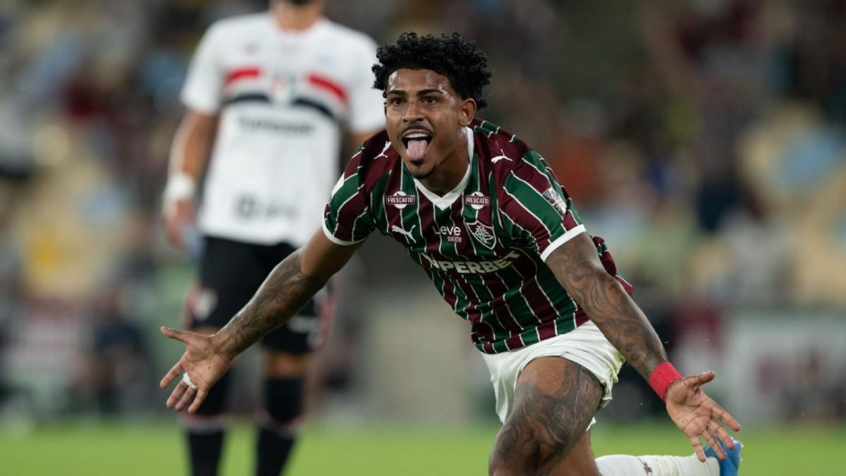 Fluminense vence São Paulo