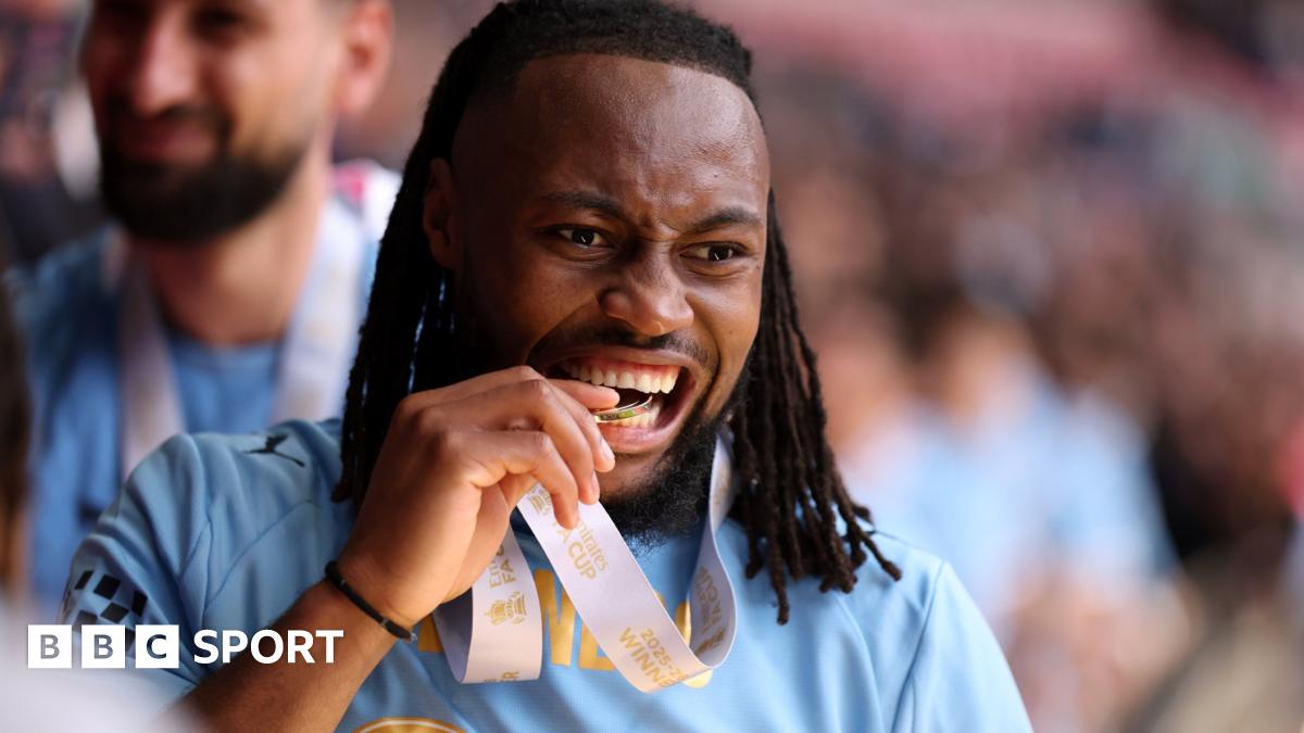 Antoine Semenyo marca gol na final da FA Cup
