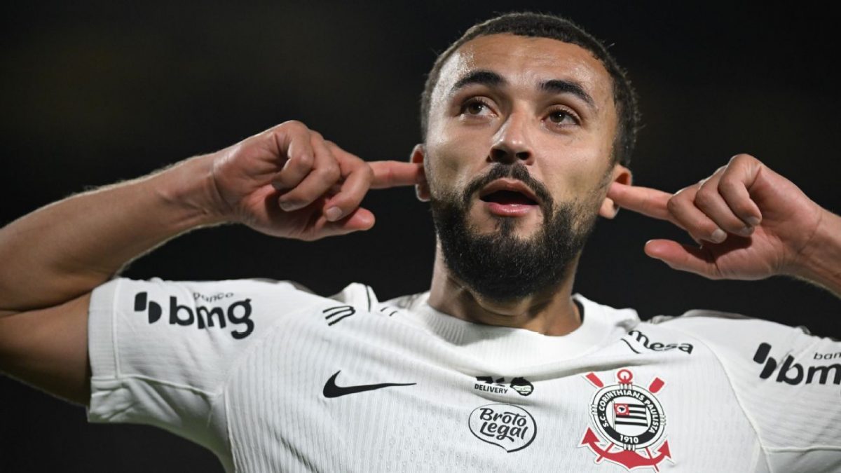 Labyad Desencanta e Homenageia Memphis