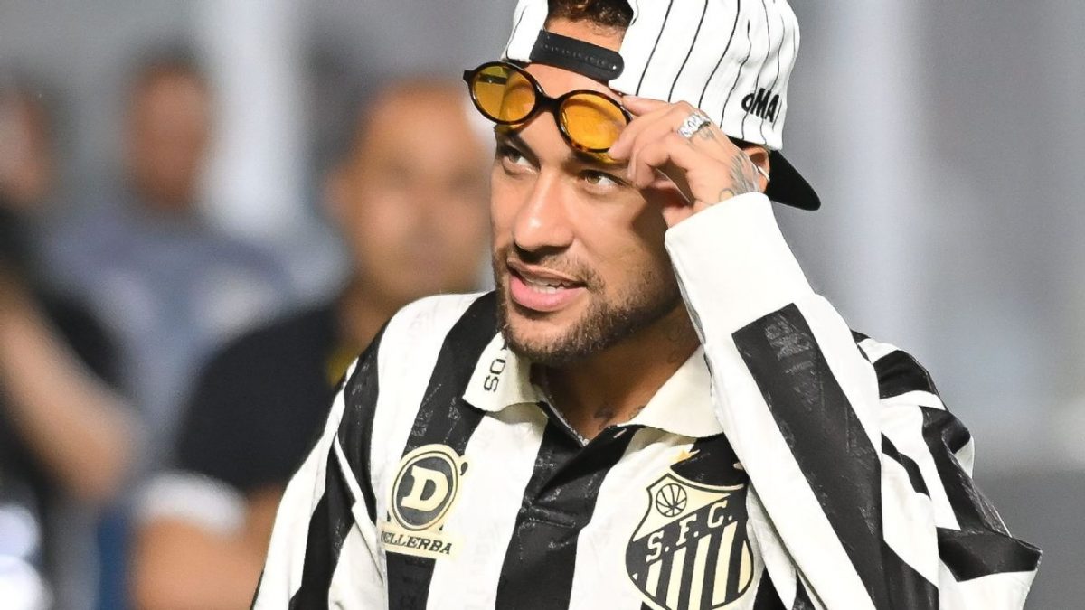 Neymar Diz que Panturrilha Está Inteira
