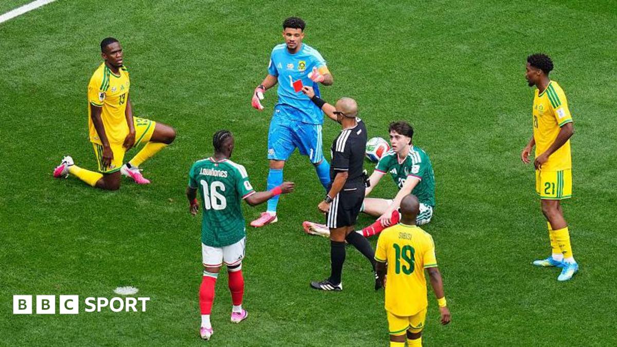 Três Cartões Vermelhos na Estreia da Copa do Mundo