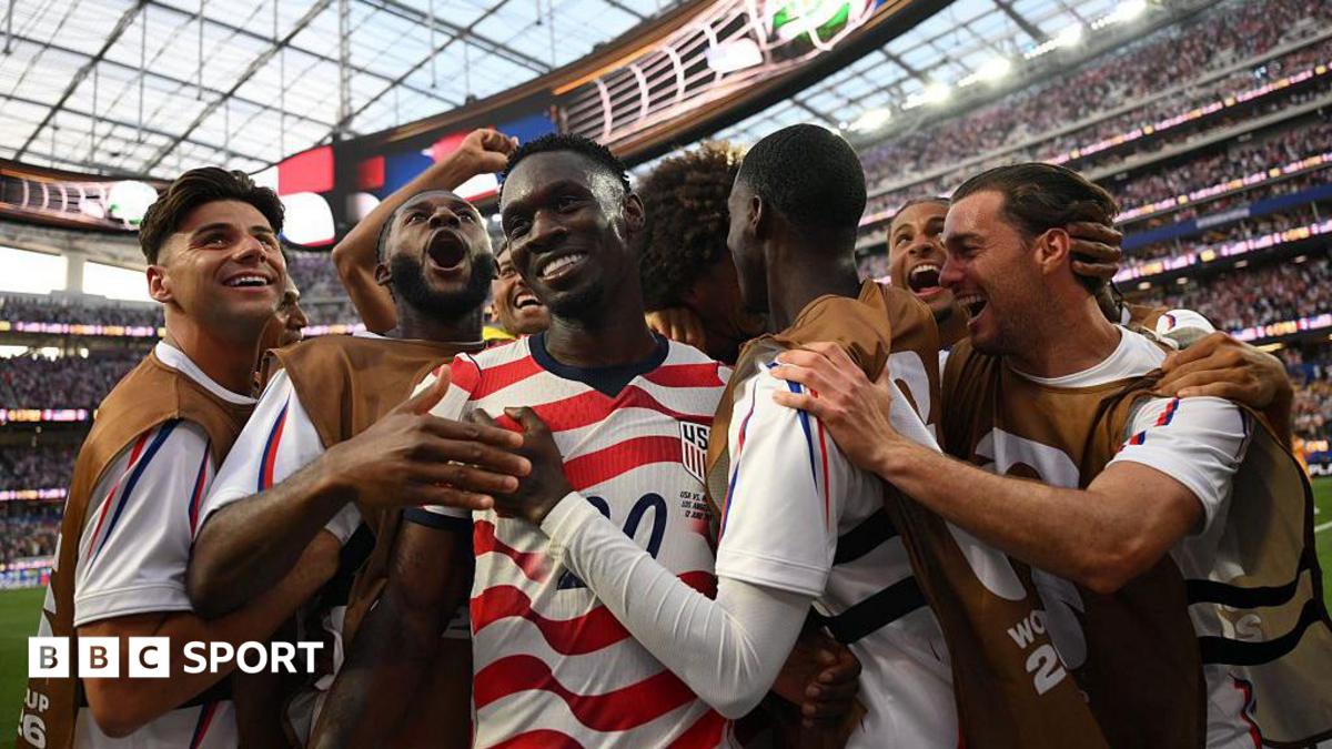 EUA Começam a Copa do Mundo com Vitória