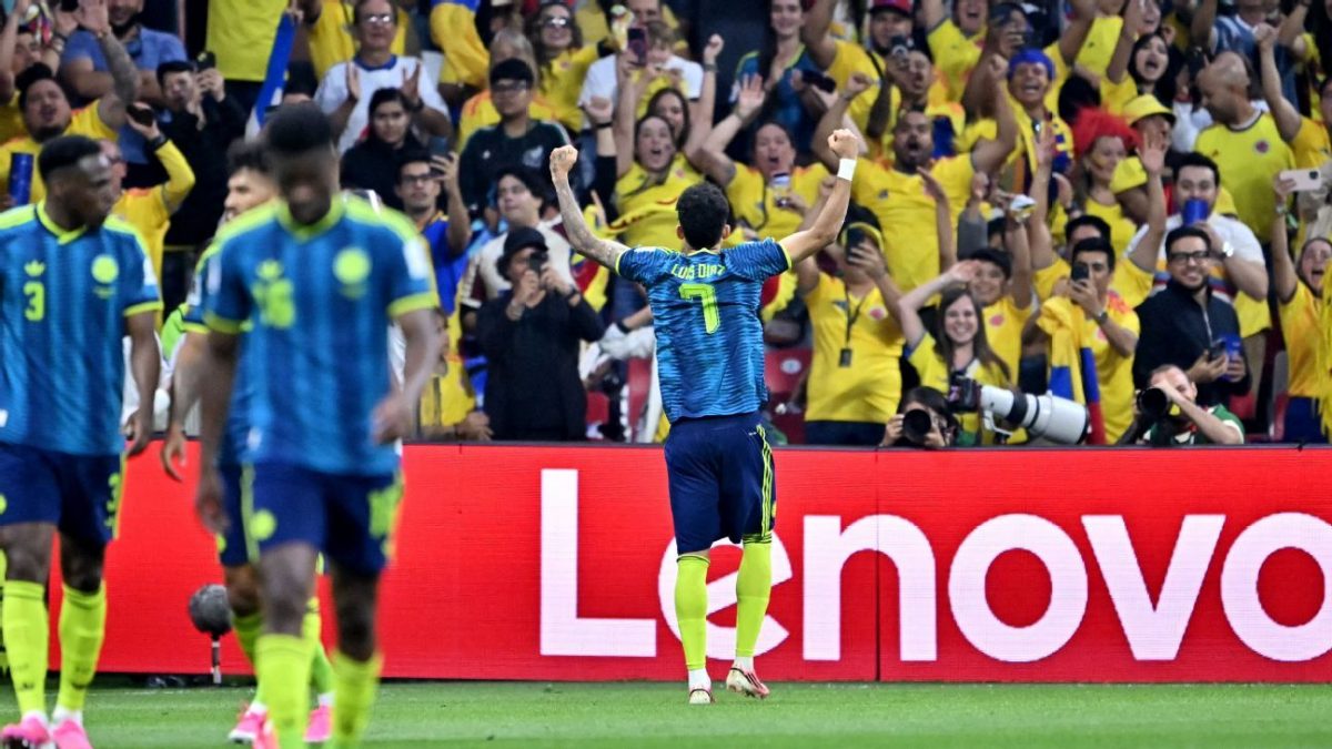 Colômbia supera susto e vence Uzbequistão na estreia da Copa do Mundo