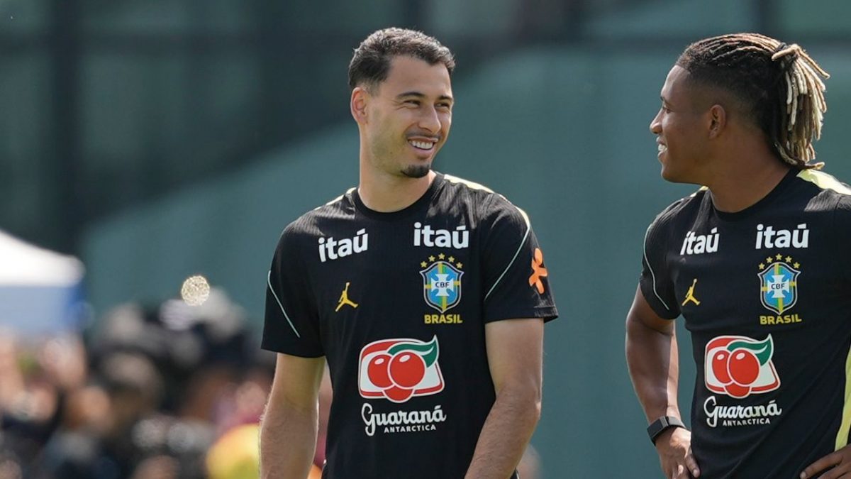 Martinelli fala sobre substituir Raphinha na Seleção