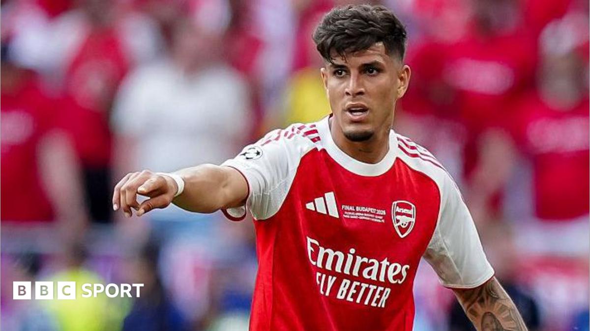 Piero Hincapie fecha transferência permanente para o Arsenal