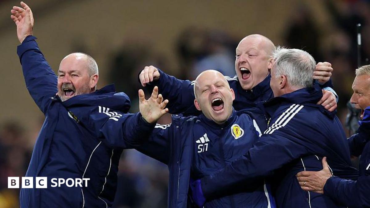 Sucessor de Steve Clarke: Escolha entre Técnicos Estrangeiros e Ícones Escoceses