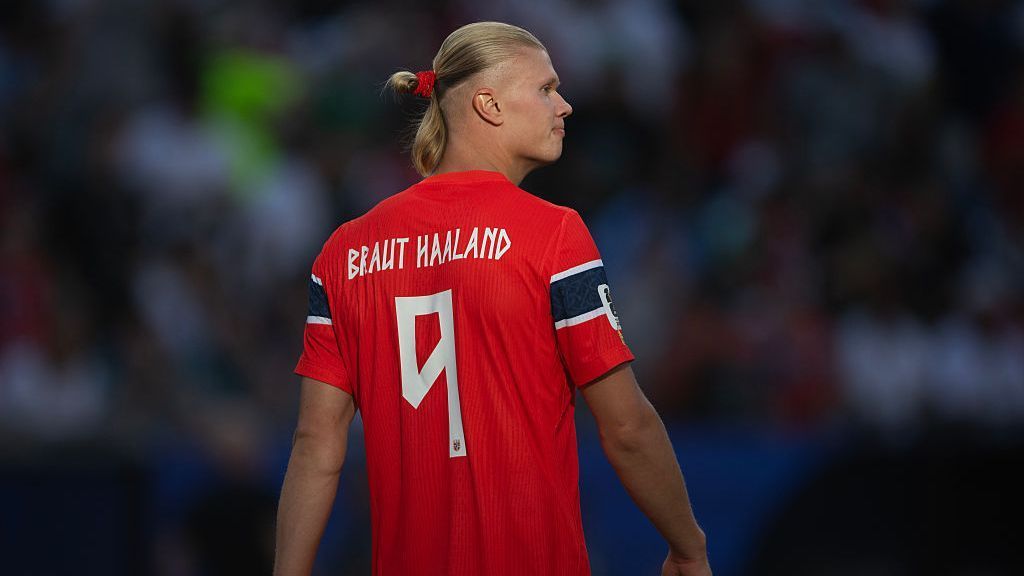 Haaland e o nome Braut na camisa