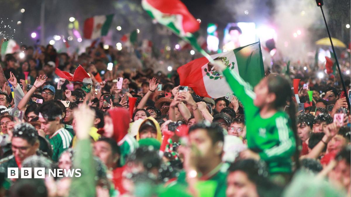 Conflitos durante comemorações da vitória do México na Copa do Mundo