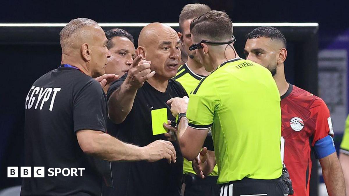 Copa do Mundo: Egito quer expulsão de árbitros