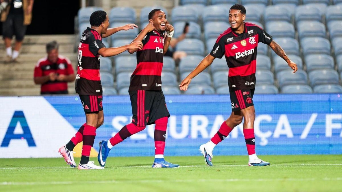 Lorran e Wallace Yan Comandam Vitória do Flamengo