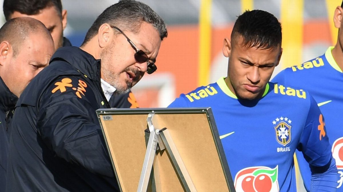 Treinador Campeão Olímpico Compara Neymar a Messi