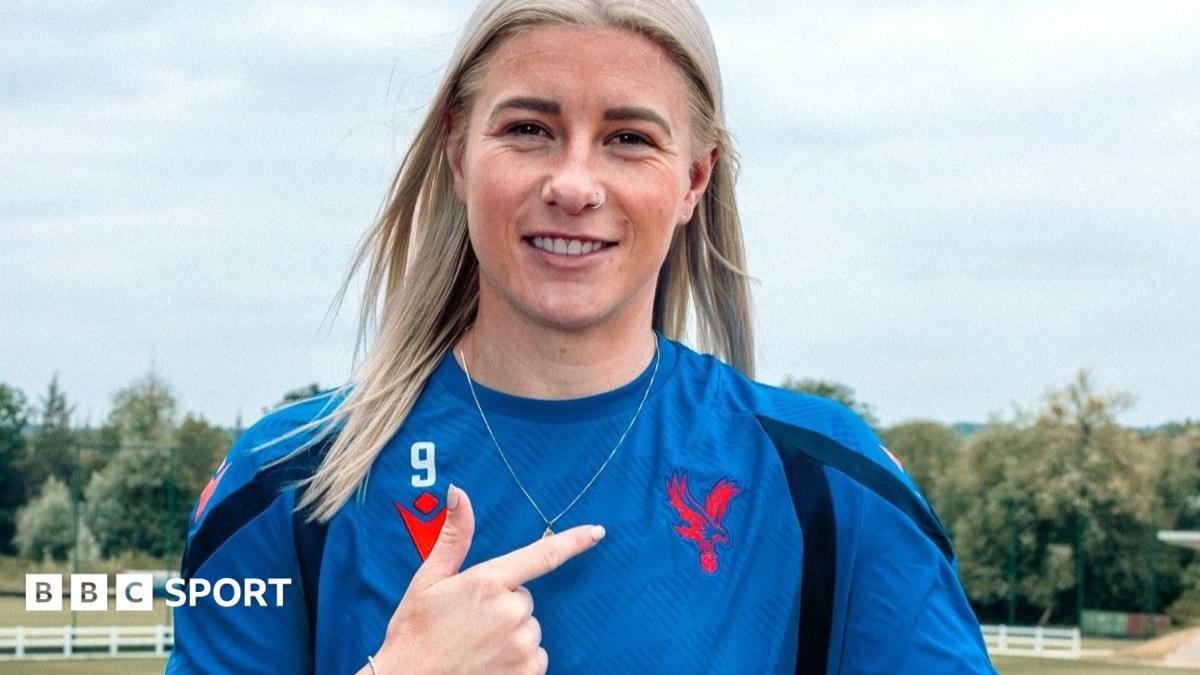 Crystal Palace Contrata Atacante Bethany England