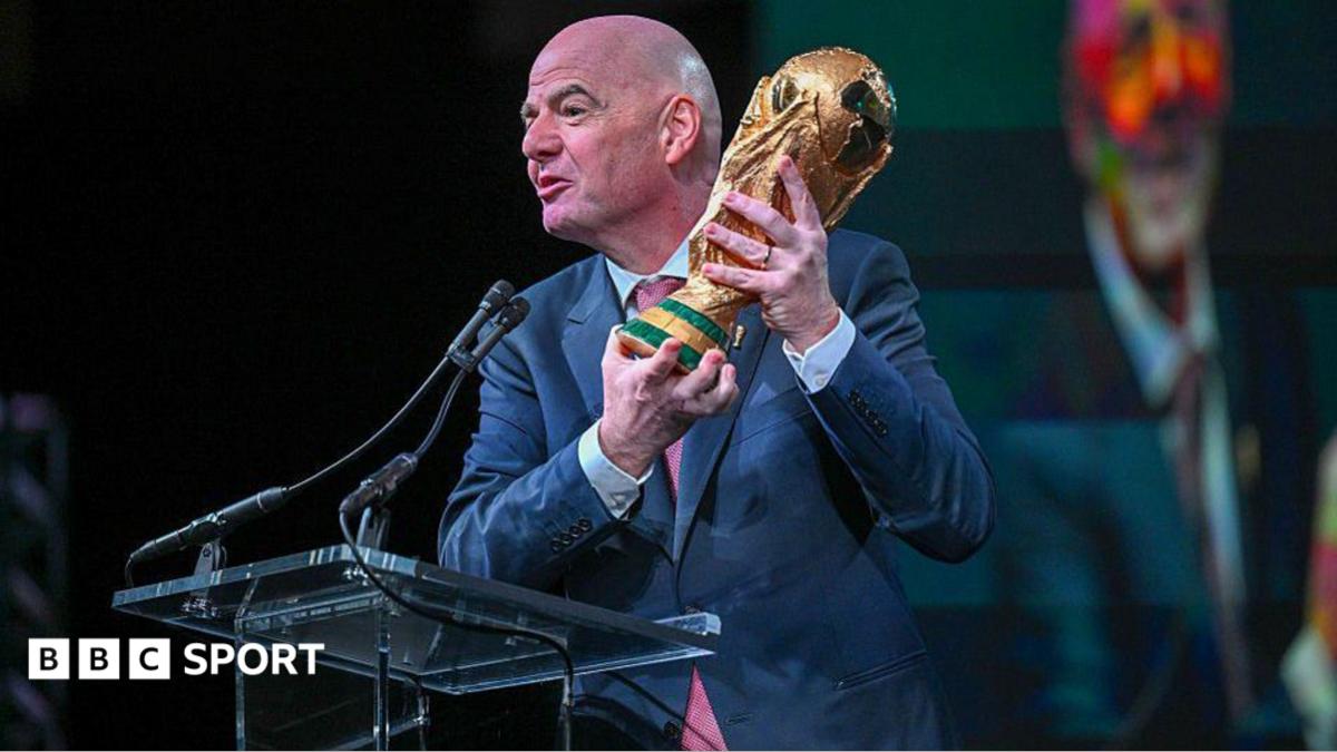 Infantino e a Copa do Mundo de 64 Times