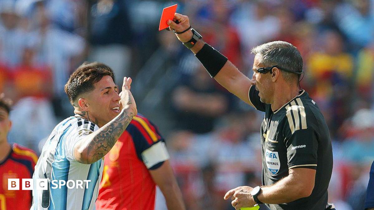Fernandez Defende Argentina