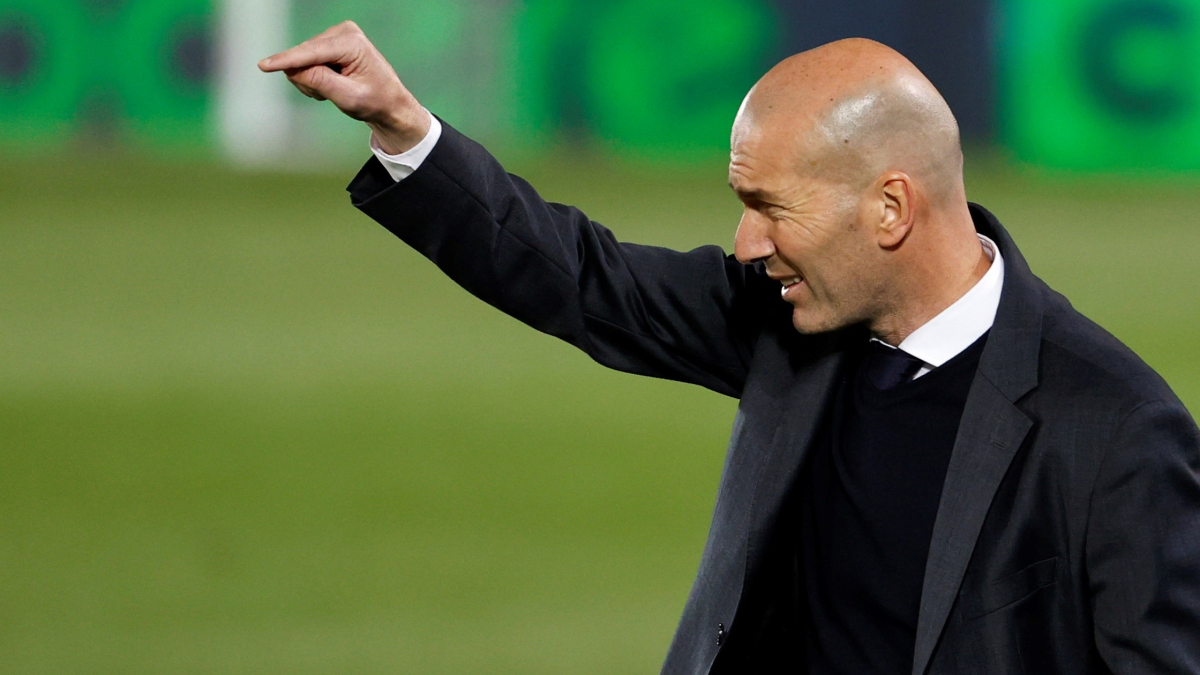 Zidane assume a seleção francesa e promete renovação