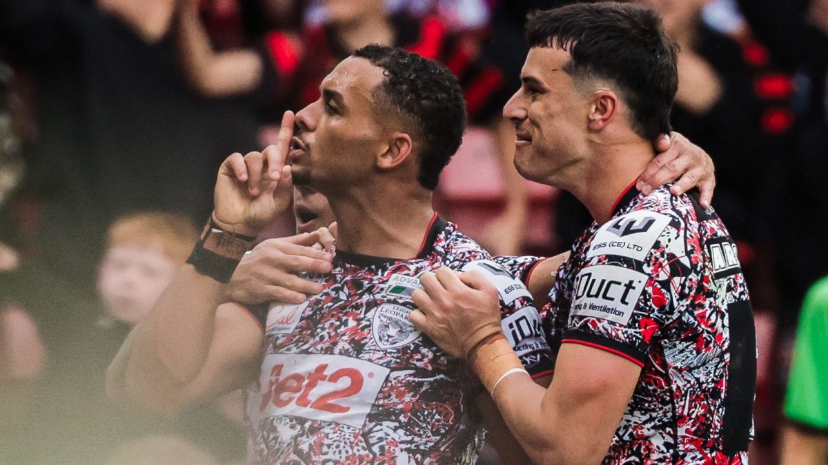 Leigh vence Warrington e se aproxima do top 4 da Super League