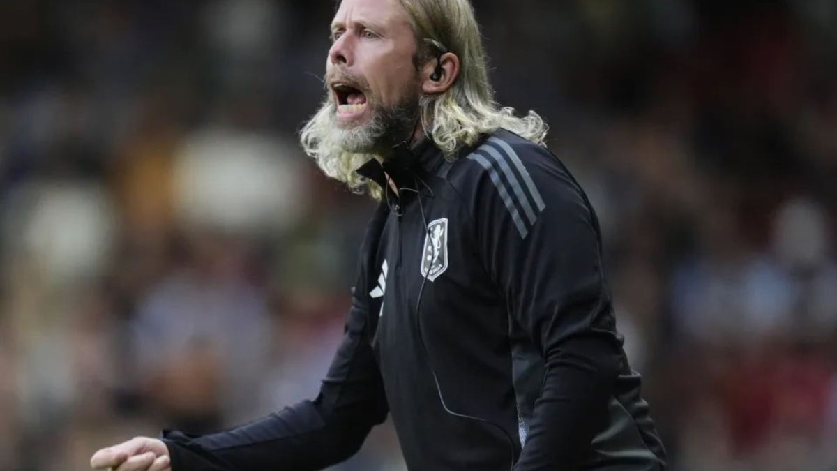 Austin MacPhee pode revolucionar a Premier League
