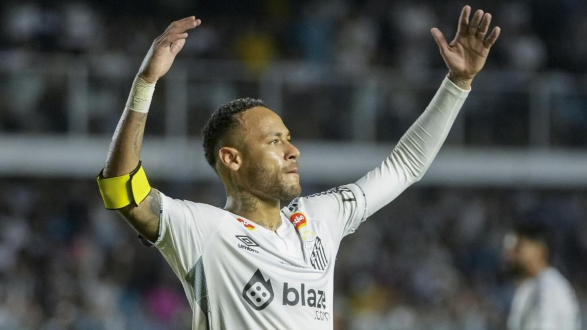 Neymar desmiente acusaciones de falta de respeto a compañeros