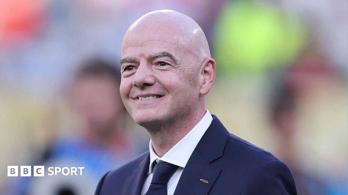 Infantino Contra Críticas: ‘Meditem, Orem ou Assistam Futebol’