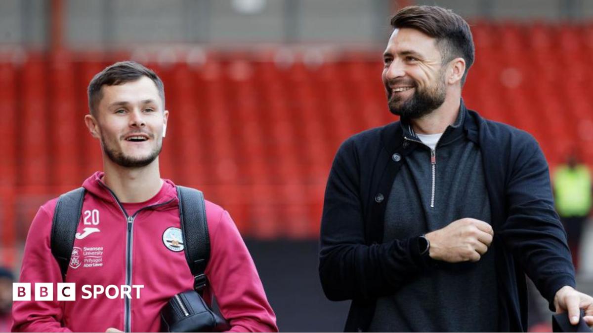 Leicester City perto de contratar Liam Cullen