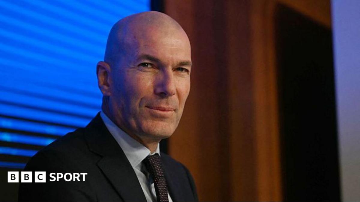 Zidane assume comando da seleção francesa