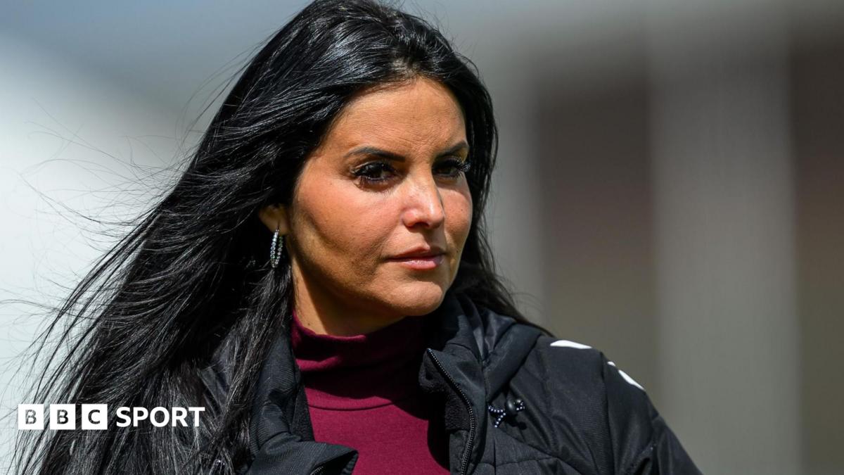 Manchester United define nova treinadora para o time feminino