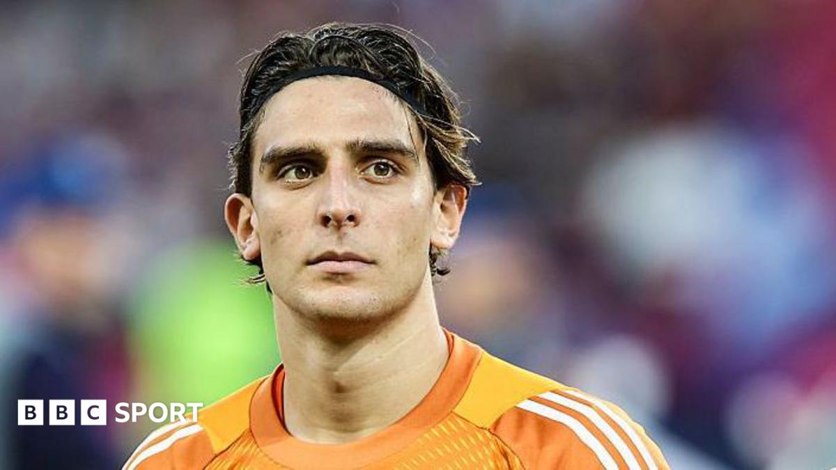 Hull City contrata goleiro Konstantinos Tzolakis por recorde de clube