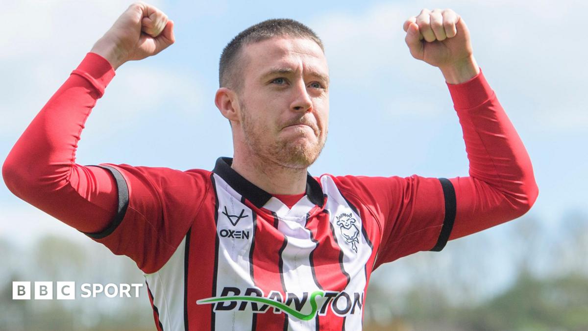 Cardiff Cidade Pronto para Contratar Jack Moylan