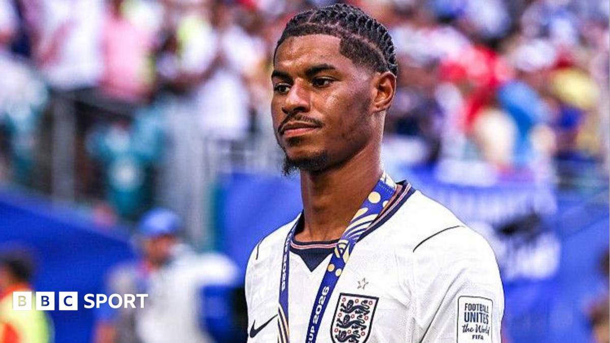 Rashford volta ao treinamento do Manchester United