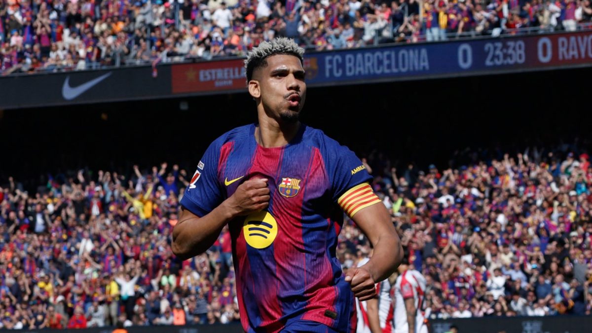 Surpresa: Liverpool Acerta Empréstimo de Ronald Araújo