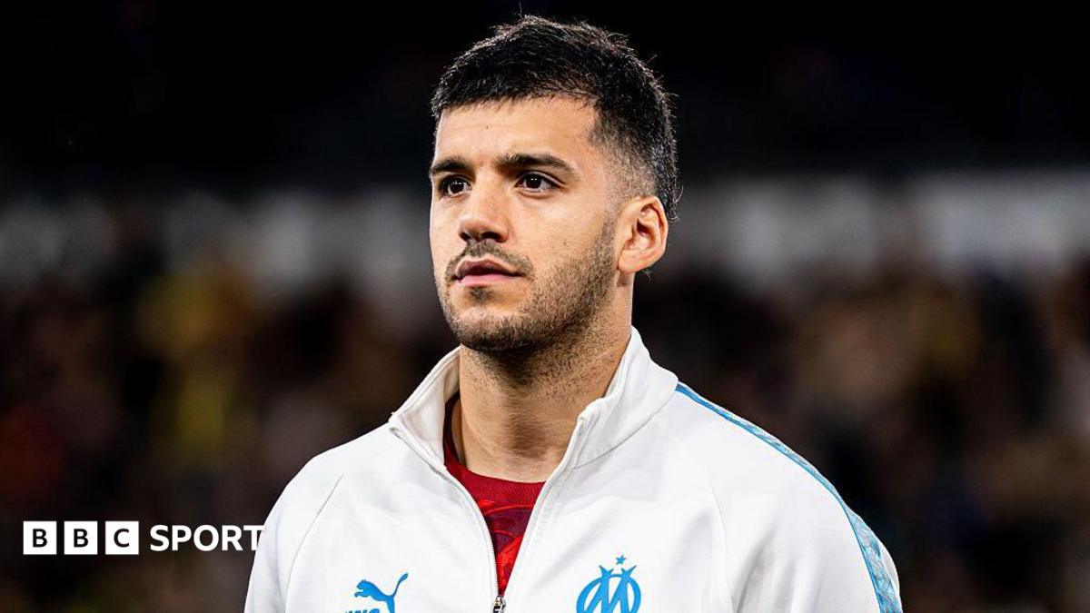 Manchester City contrata goleiro Rulli do Marseille