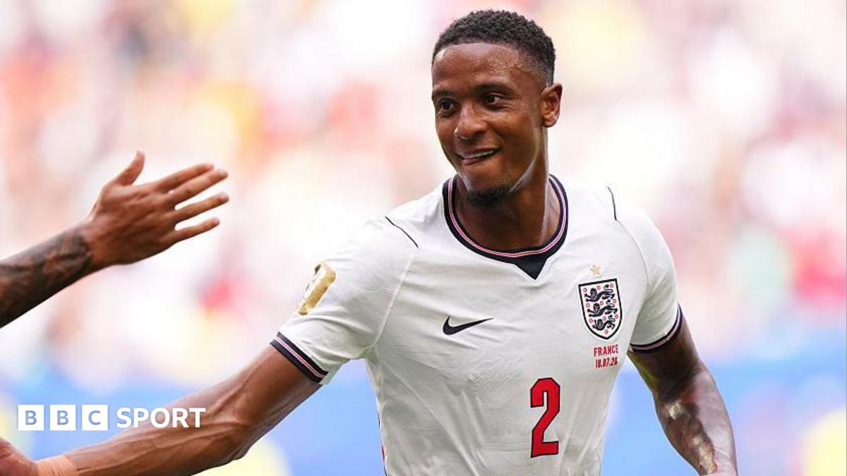 Arsenal renova interesse em Ezri Konsa