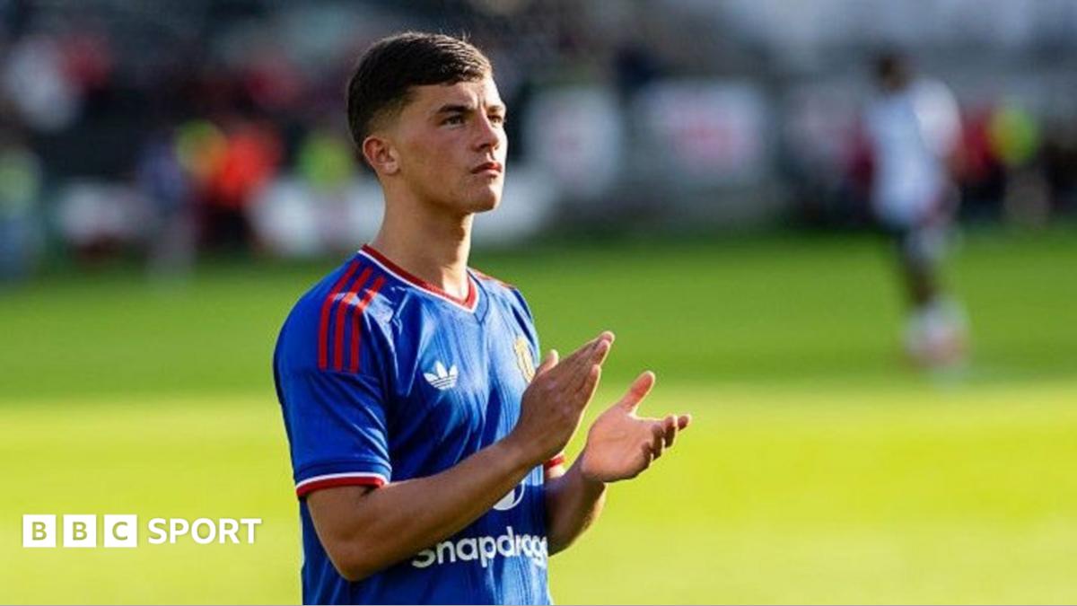 Shea Lacey e Tyler Fletcher Lideram a Filial do Manchester United