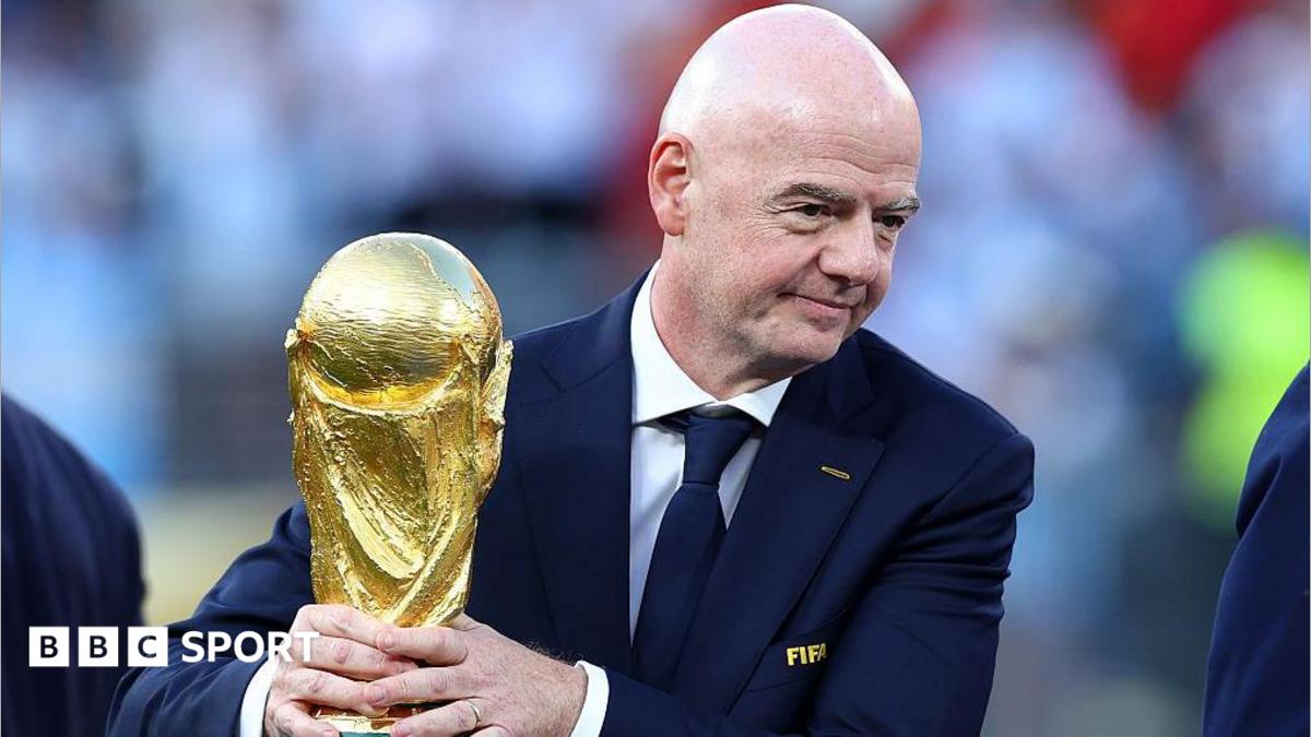 Infantino sob pressão: o que isso significa para o futebol mundial